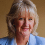 laurin mooney1740809548